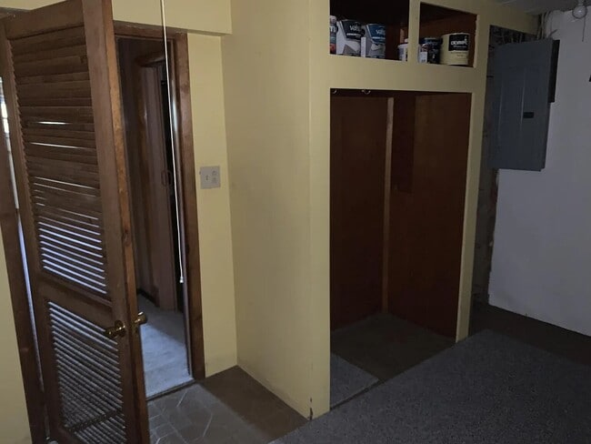 Building Photo - 3137 Belmont Ave