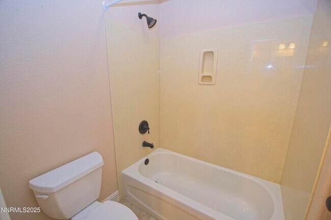 Building Photo - 4920 High Pass Dr