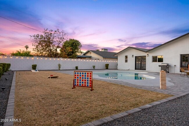 Building Photo - 8513 E Indianola Ave