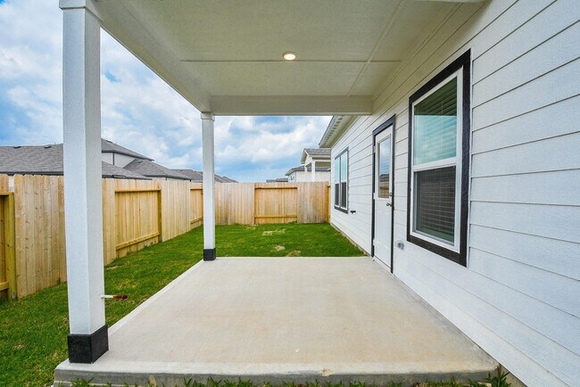 Building Photo - 8319 Bristlecone Pne Wy