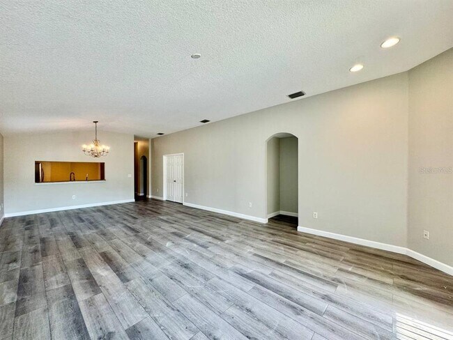 Building Photo - 18112 Canal Pointe St