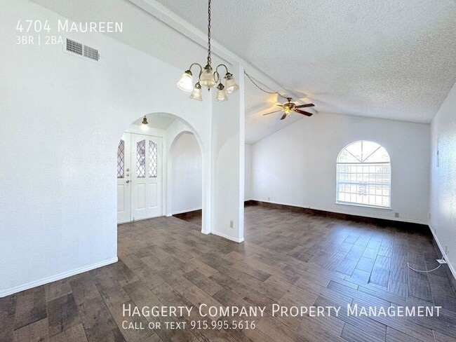 Building Photo - 4704 Maureen-