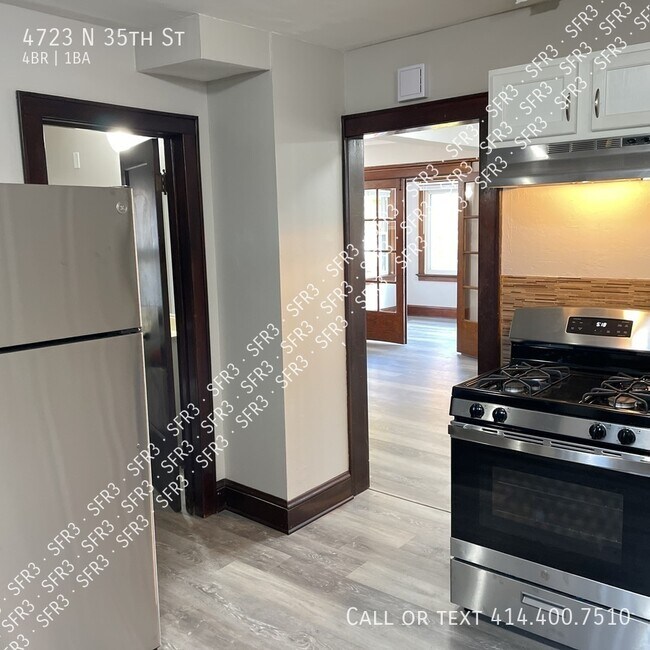Building Photo - Must See! Updated 4 Bedroom Home in Milwau...
