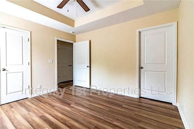 Building Photo - 1510 Park Ave