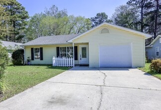 Building Photo - 2914 Temperance Dr