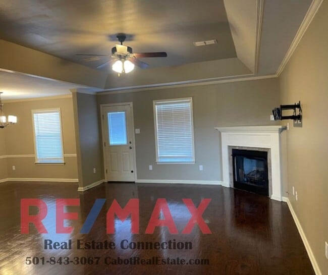 Building Photo - Sorry No Smoking and Pets Permitted with R...