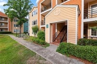 Building Photo - 2601 SW Archer Rd