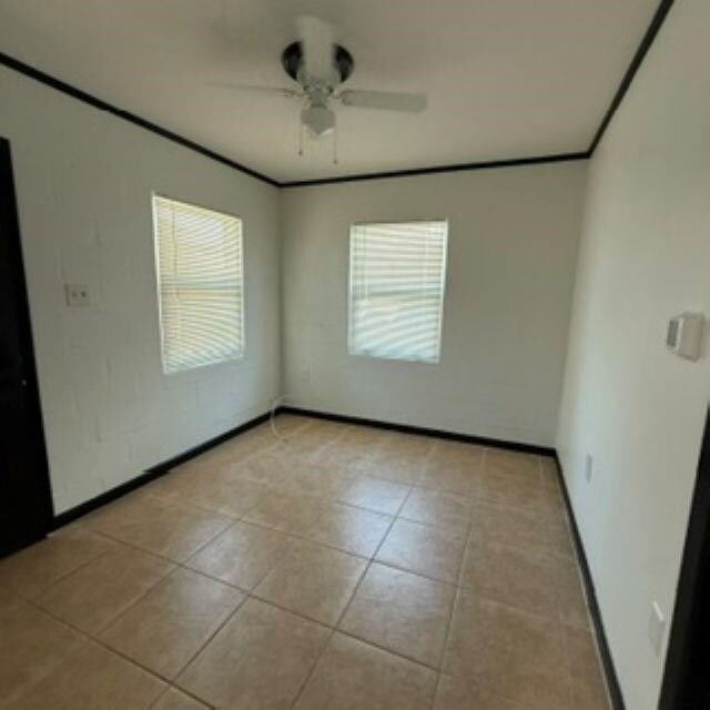 Building Photo - 754 Parklawn Ct