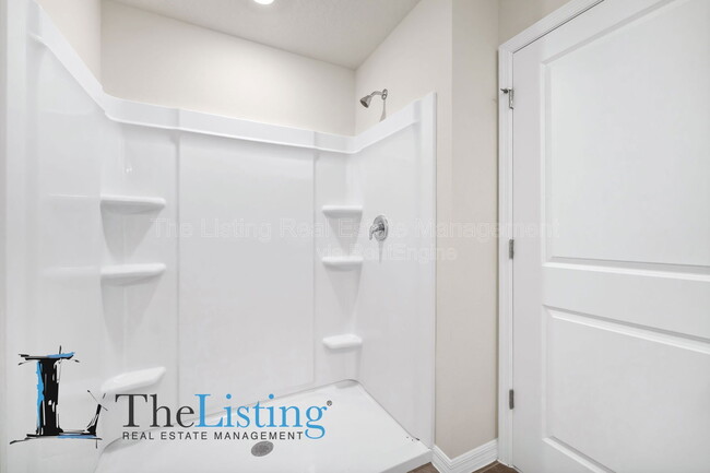 Building Photo - 5650 Anders Wy