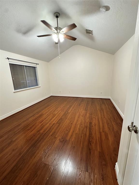 Building Photo - 3417 Clearview Cir