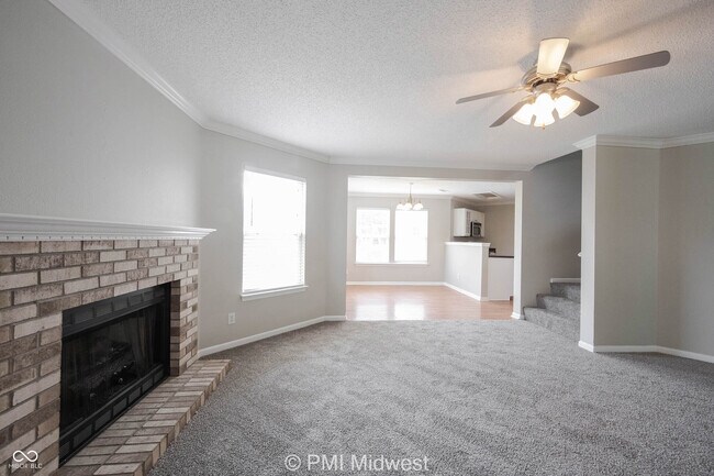 Building Photo - 7623 Hollow Reed Ct