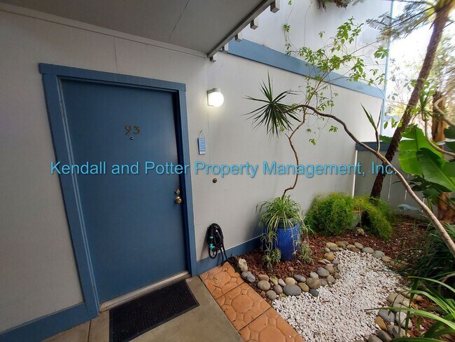 Building Photo - 2 Bedroom Condo In The Villas Of Capitola!