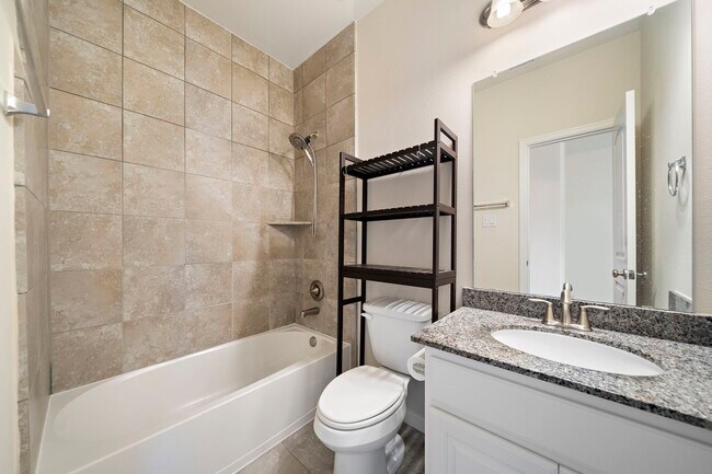 Building Photo - 9910 Spring Shadows Park Cir
