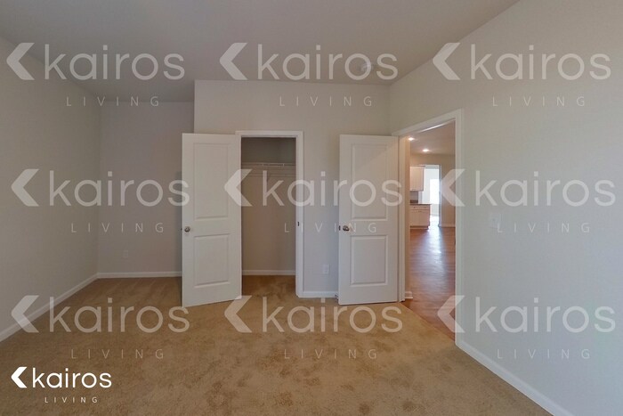 Building Photo - 3494 Bridgewood Dr