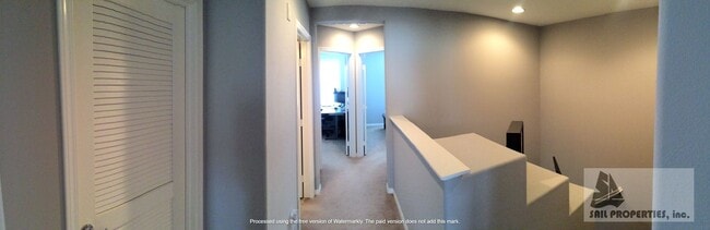 Building Photo - Beautiful Upgraded 3 Bd 3.5 Bth w/Large Bo...
