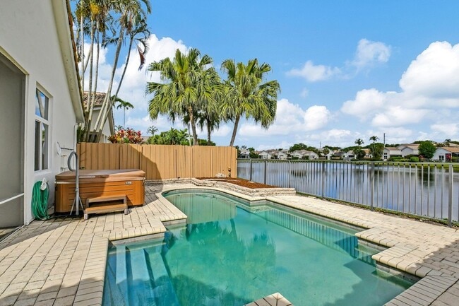 Building Photo - 2469 NW 66th Dr