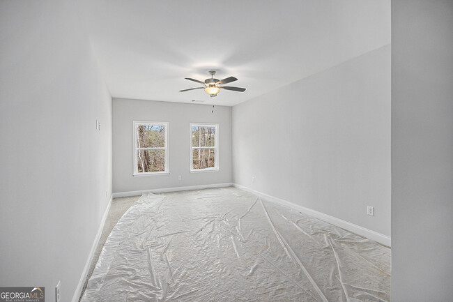 Building Photo - 126 Crest Pointe S