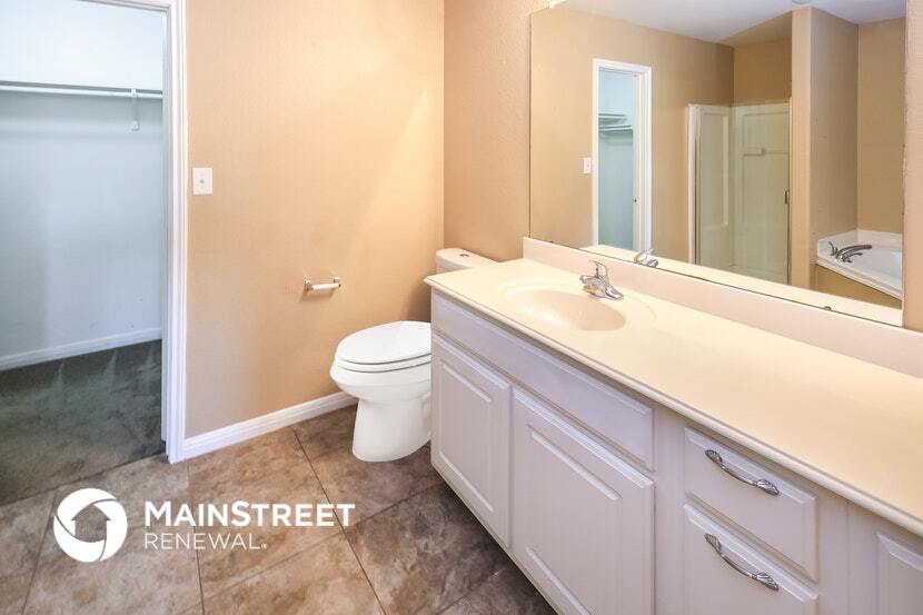 Building Photo - 5922 Hickory Canyon