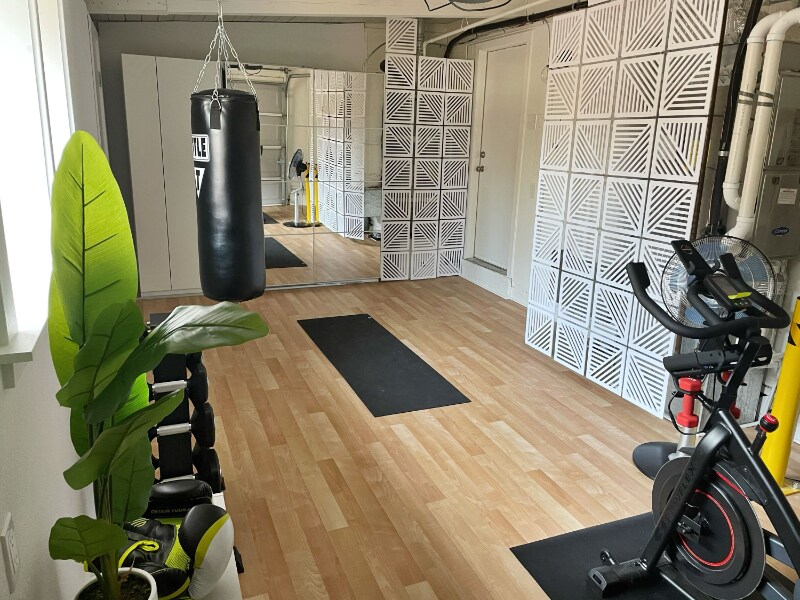 Building Photo - 12920 SW Faircrest St