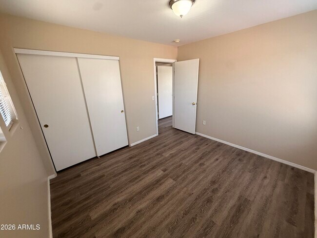 Building Photo - 1227 S 119th Ln