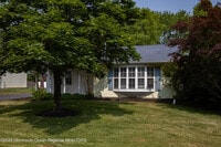 Building Photo - 49 Williamsburg Dr