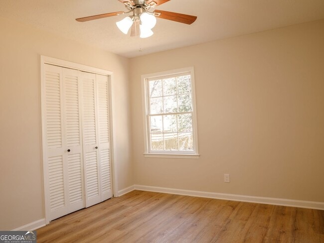 Building Photo - 95 Simpson Dr NE