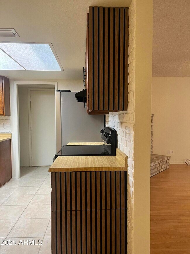 Building Photo - 13037 N 51st Dr