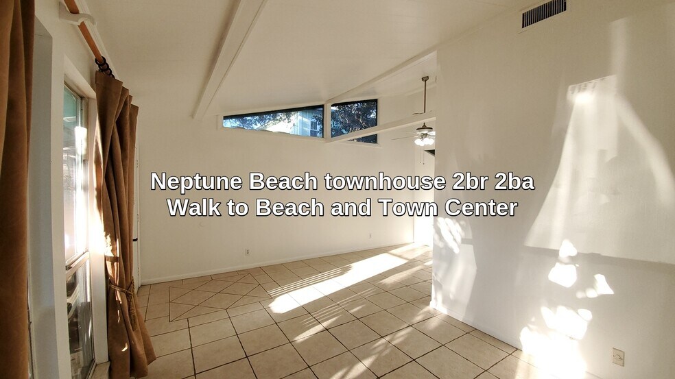 Building Photo - 615 3rd St