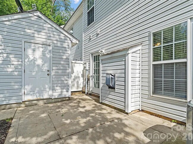 Building Photo - Earn Wealth While Leasing – Like a Homeowner – Lease to Own