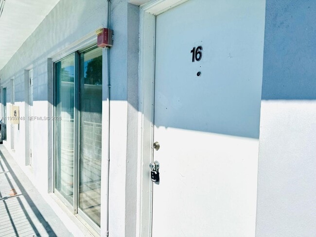 Building Photo - 1951 NE 167th St