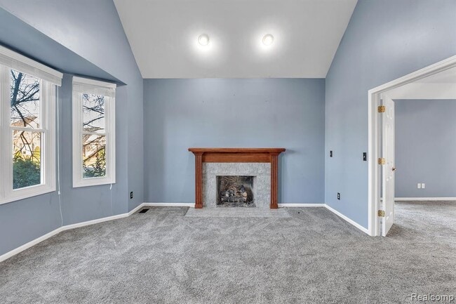 Building Photo - 6573 Poppleton Rd