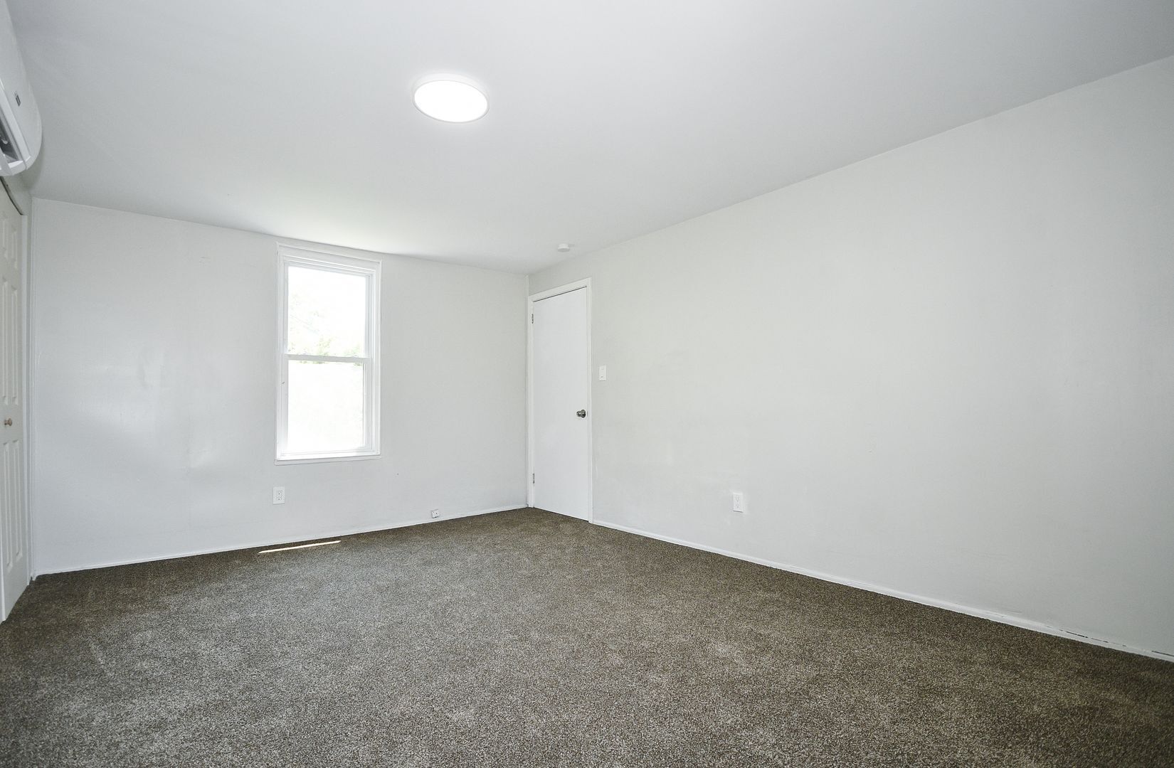 Building Photo - 1103 Crosby St