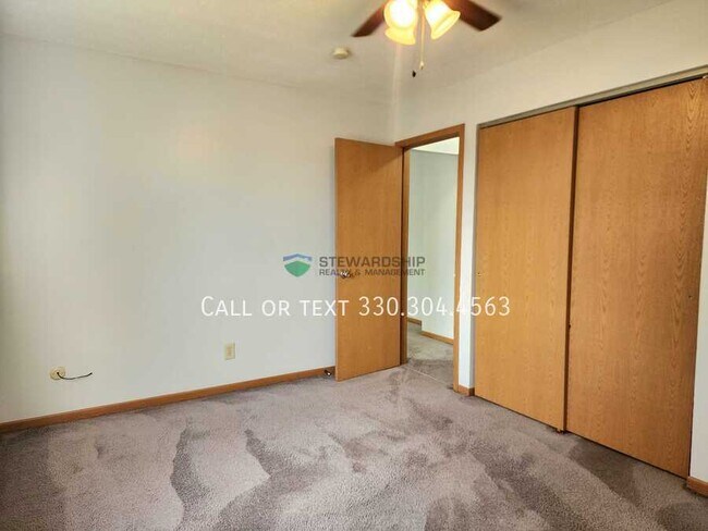 Building Photo - 7277 Stuhldreher St NW