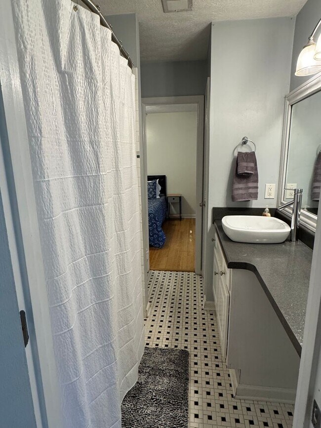 Building Photo - 191 Water Oak St