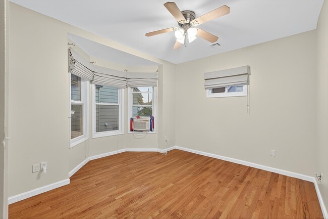 Building Photo - 561 AVENUE E