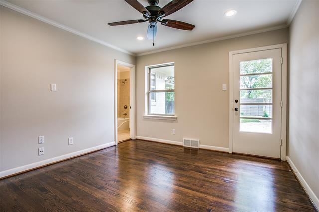 Building Photo - 6908 Lavendale Ave