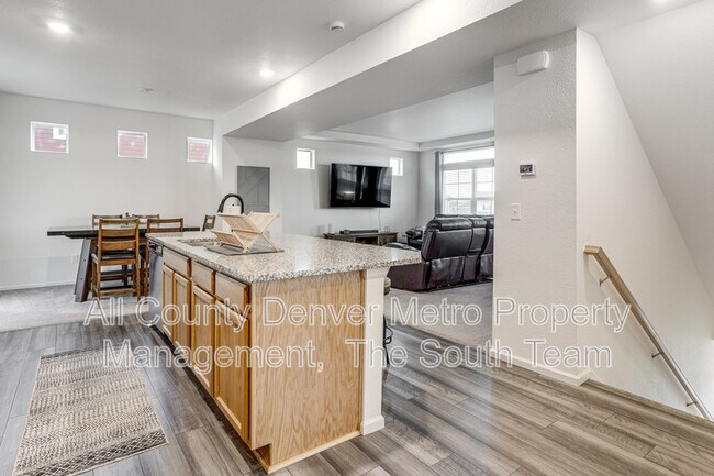 Building Photo - 4142 N Rome St