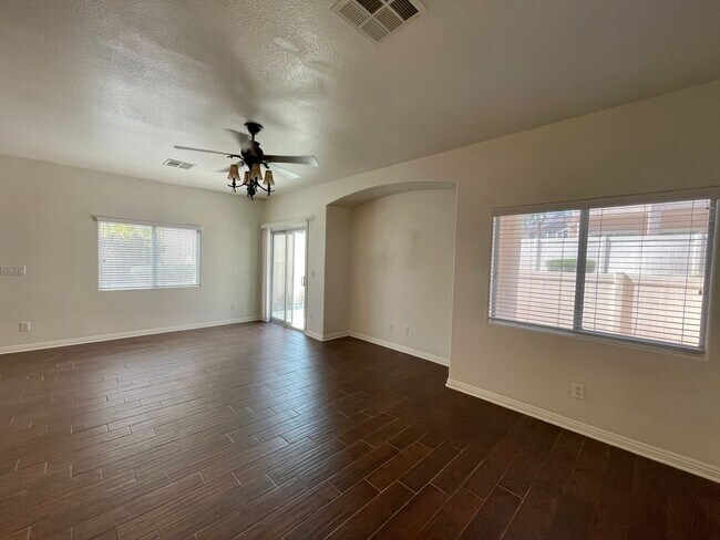 Building Photo - Great 3 bedroom Townhome Available Soon!