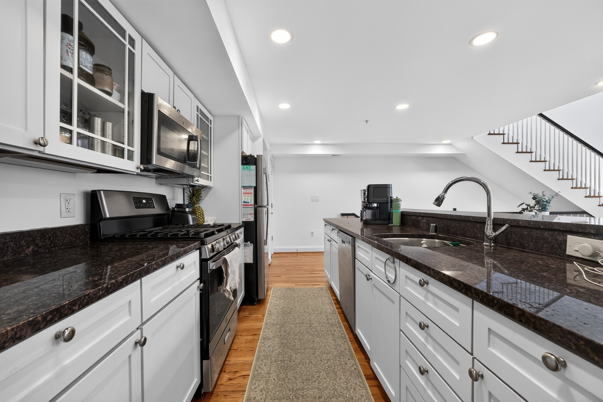 Building Photo - 933 M St NW