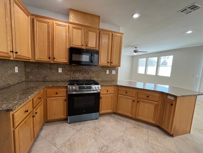 Building Photo - 2313 Scissortail Ct