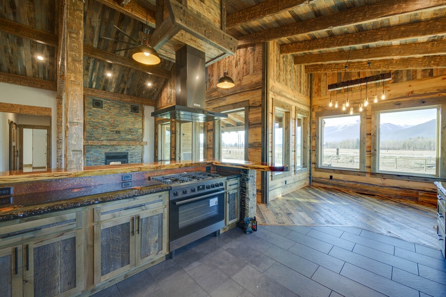 Building Photo - 5289 Gabriels Wy