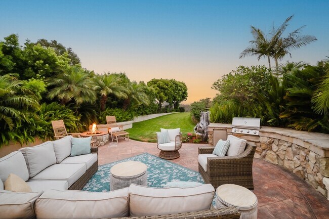 Building Photo - 7528 Navigator Cir