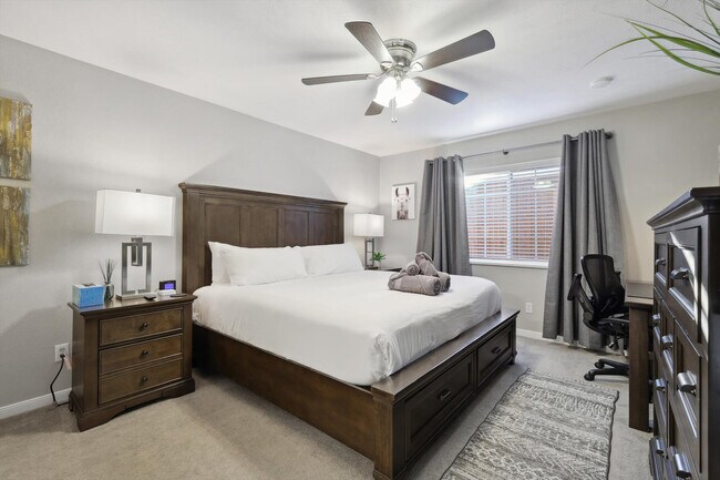 Building Photo - 2914 Flagstone Dr