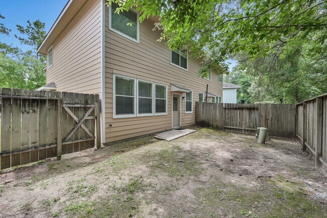 Building Photo - 122 S Camellia Grove Cir