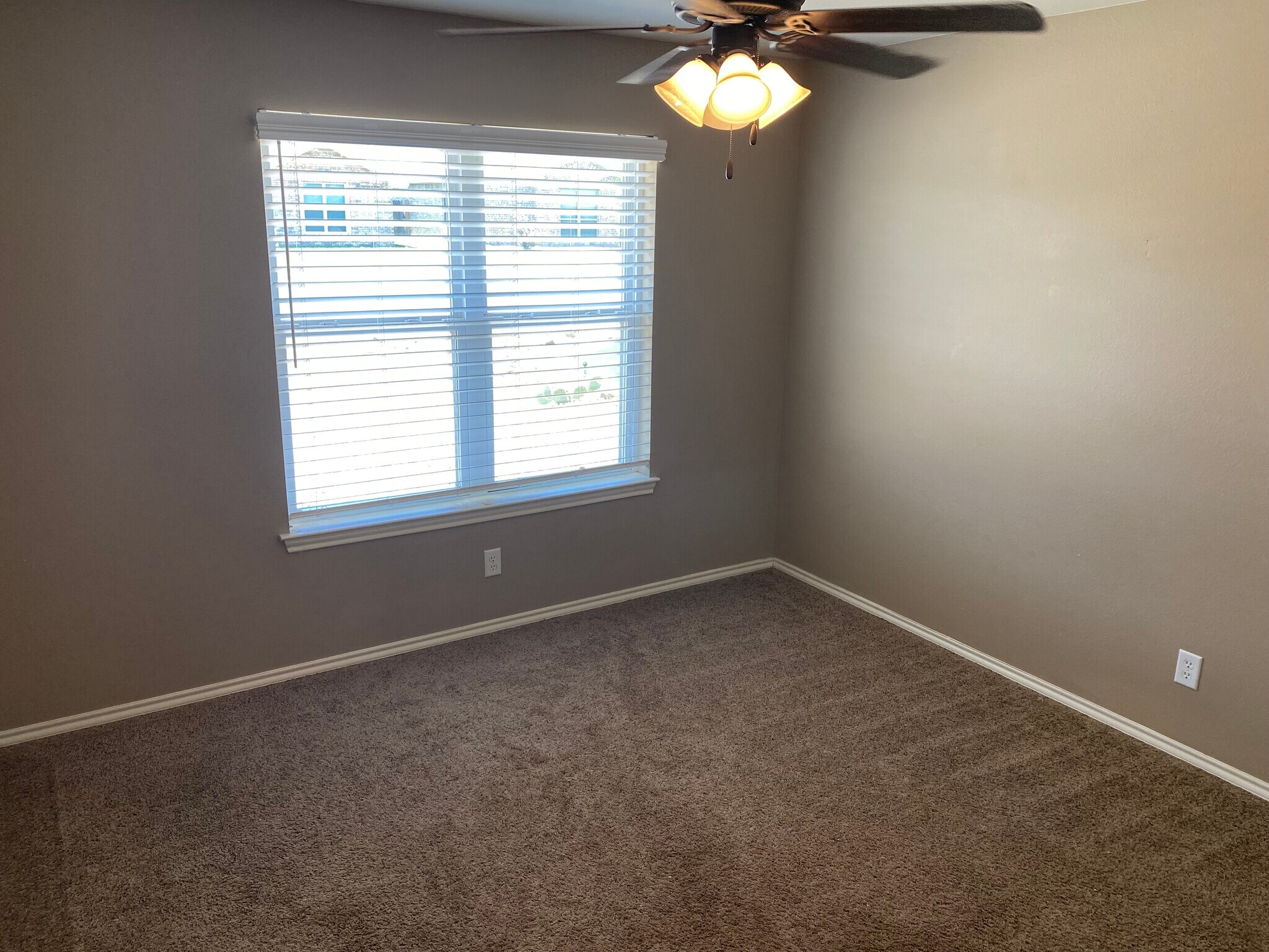 Second Bedroom - 4114 Huntleigh Dr