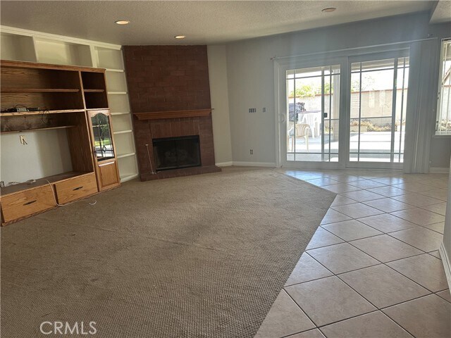 Building Photo - 9545 Alta Loma Dr