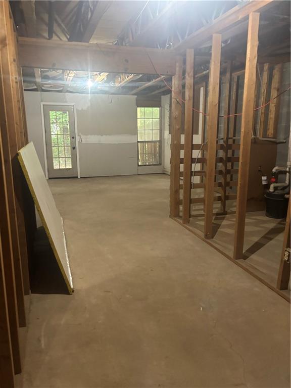 Building Photo - 605 Wedgewood Way