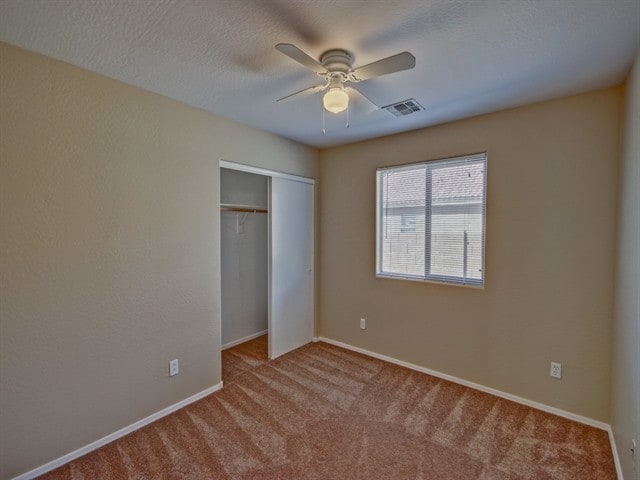 Building Photo - 8110 S 48th Ln