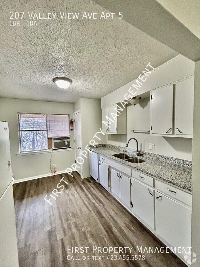 Building Photo - Red Bank Apt: 1Bed/1Bath With New Granite ...