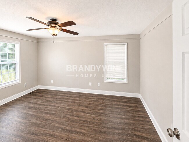 Building Photo - 38 Lazarus Dr